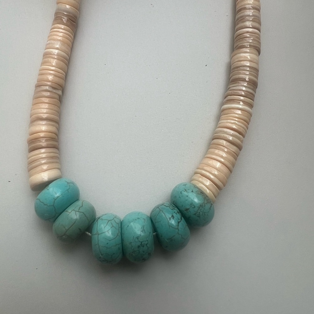 Turquoise and Shell Necklace - Picture 2 of 4